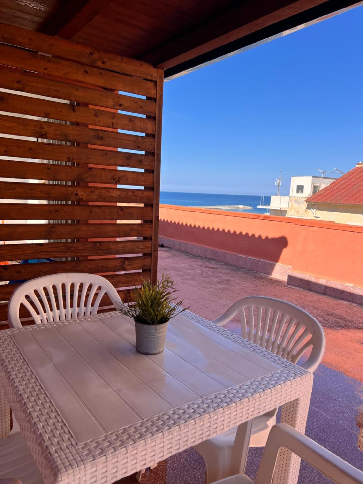 Casa Vacanze Filippa Balestrate Exteriör bild